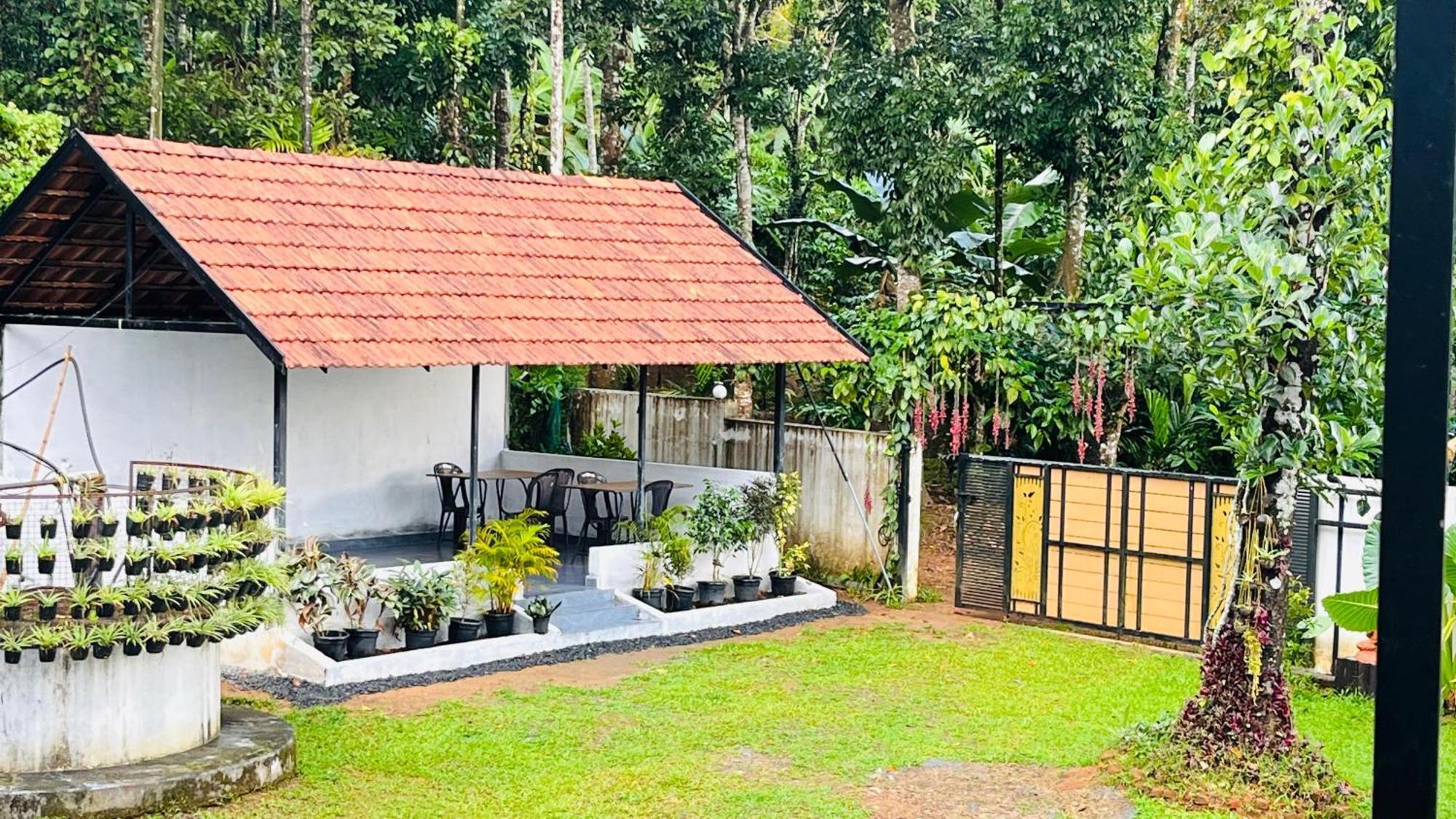 Partho Home Stay Padinjarathara Εξωτερικό φωτογραφία