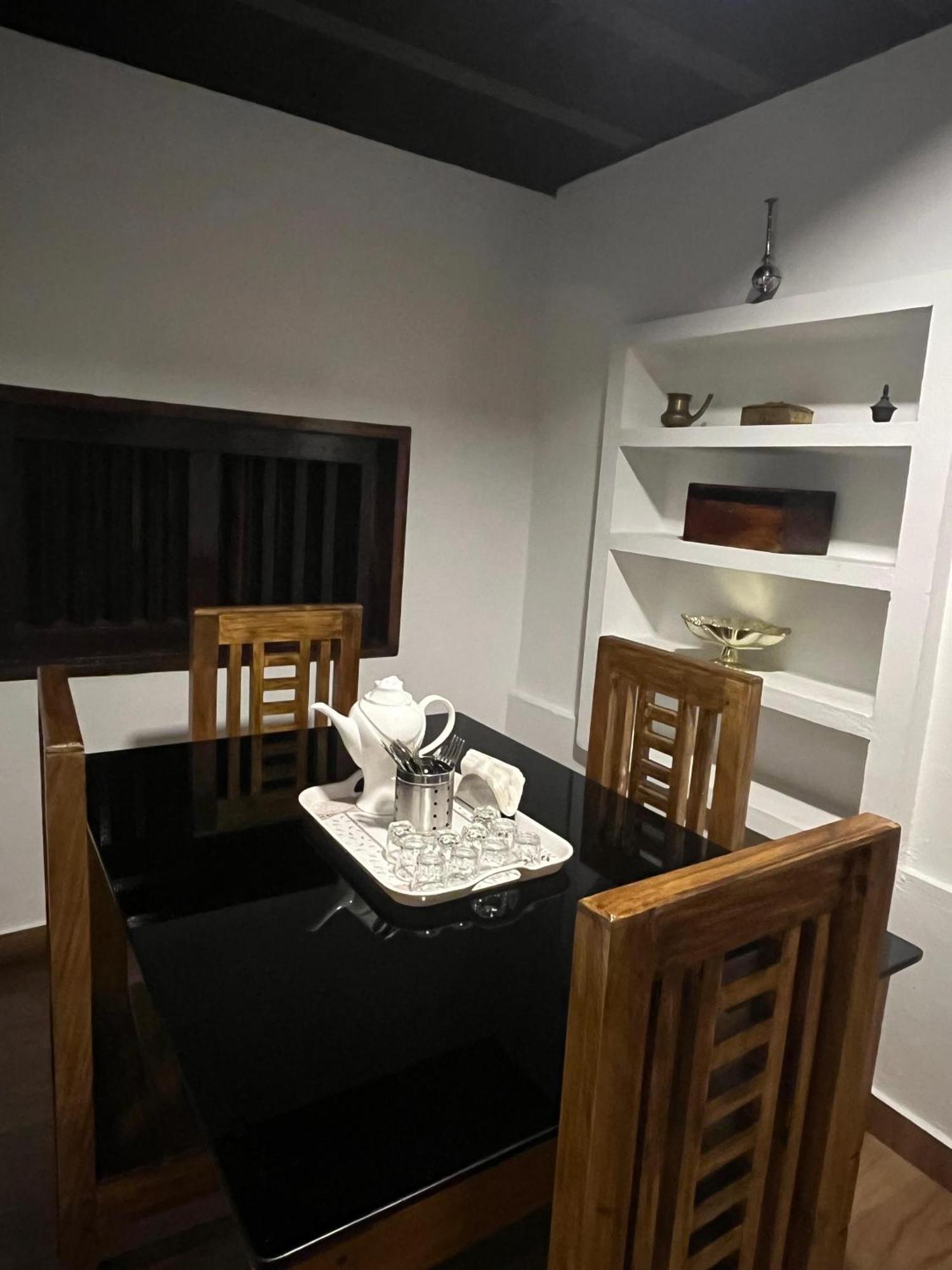 Partho Home Stay Padinjarathara Εξωτερικό φωτογραφία